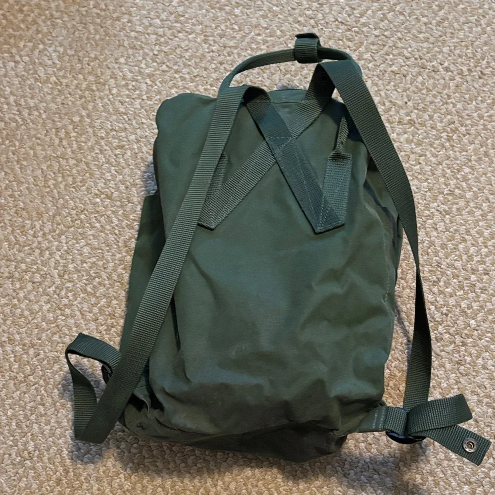 Fjallraven Kanken Olive Green Backpack with Round Logo